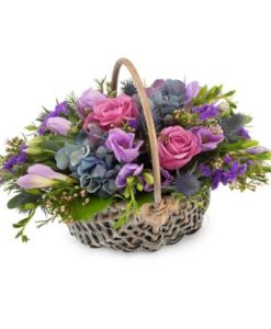Αποστολή λουλουδιών στην Ελλάδα και στο εξωτερικό. Αποστολή Λουλουδιών & Δώρων,Αυθημερόν,λουλούδια, μπουκέτα, φυτά και δώρα για κάθε περίσταση.