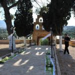 Στολισμός γάμου Καλοκαιρινος σε γραφικο ξωκλησι , διακόσμηση γάμου ,ιδέες γιά γάμο,Προσφορά στολισμός γάμου,γαμήλια διακόσμηση,γαμος