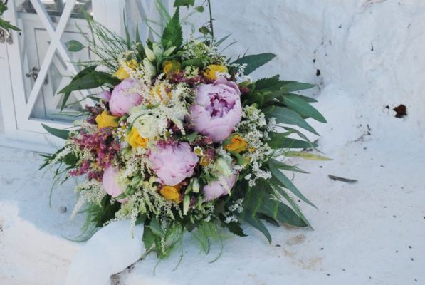 Νυφική ανθοδέσμη,Νυφικές ανθοδέσμες και γαμήλια μπουκέτα, CHIC ΚΑΛΟΚΑΙΡΙΝΟΣ ΓΑΜΟΣ σέ γραφικό ξωκλήσι,chic μποεμ γάμος στην παραλια ,BOHO ΓΑΜΟΣ ΔΙΠΛΑ ΣΤΗ ΘΑΛΑΣΣΑ,Summer wedding,funky ανθοδέσμη