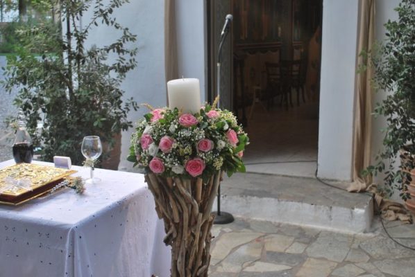 ΣΤΟΛΙΣΜΟΣ ΓΑΜΟΥ Ανθοσυνθέσεις, Ιδέες γάμου, Γαμήλια δεξίωση, Διακοσμητικά για γάμους, εξωτερικός στολισμός γάμου στην εκκλησία, Στολισμός Γάμου Vintage,γαμηλια διακοσμηση