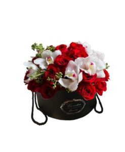 Flower in a Box, τριανταφυλλα σε κουτι γλυφαδα,