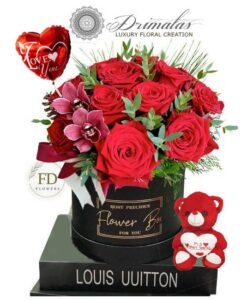 λουλούδια σε κουτιά,παράδοση λουλουδιών αυθημερόν στην Αθήνα,Κόκκινα Τριαντάφυλλα,άνθη φυτά,Ανθοσυνθέσεις & Ποτά,ανθοπωλεια αθηνα online